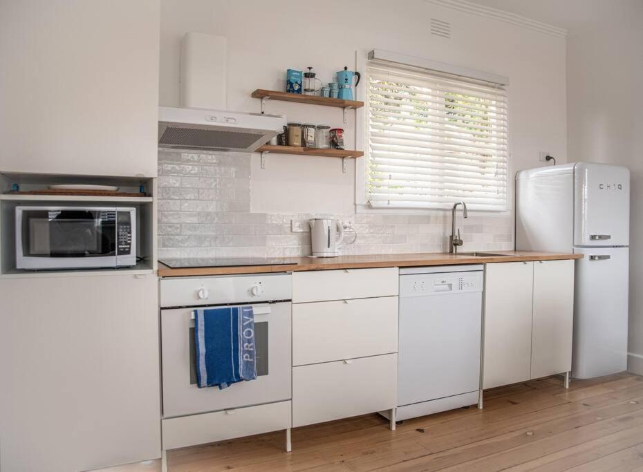 Barkly Beach House ウォーナンブール エクステリア 写真